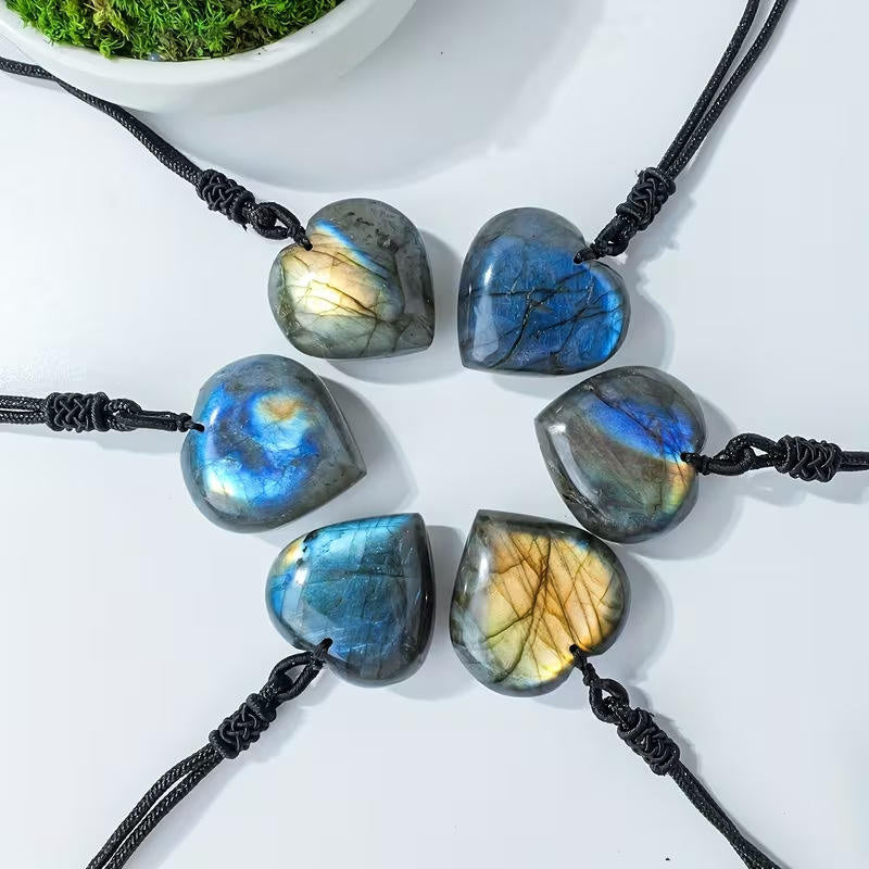 0.9-1.18in Labradorite Heart Pendant|Wholesale CrystalHola