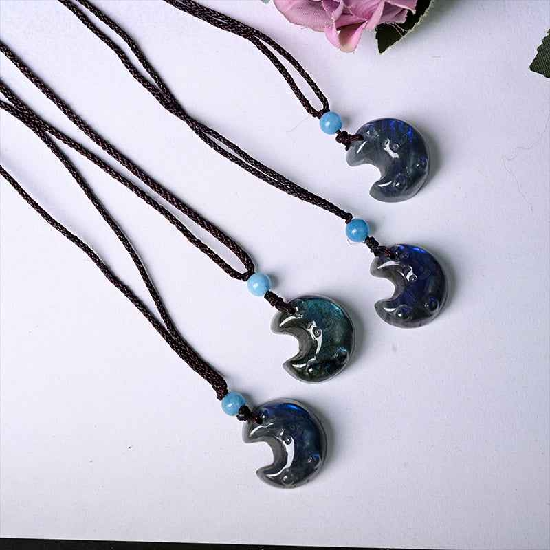 0.9-1.18in Labradorite Moon Pendant|Wholesale CrystalHola