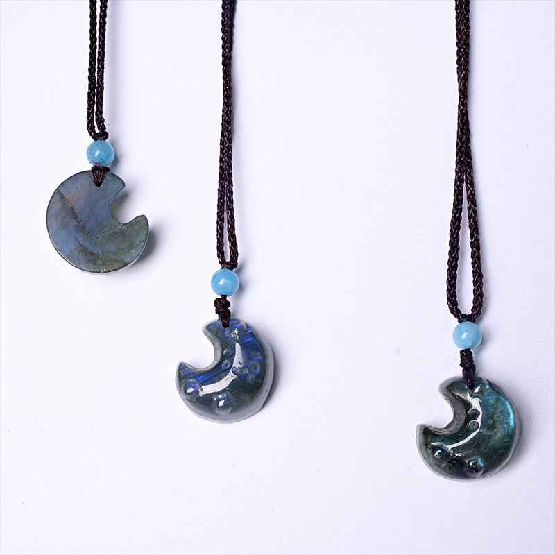0.9-1.18in Labradorite Moon Pendant|Wholesale CrystalHola