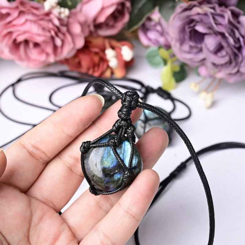 0.9-1.57in Labradorite Round Pendant |Wholesale CrystalHola