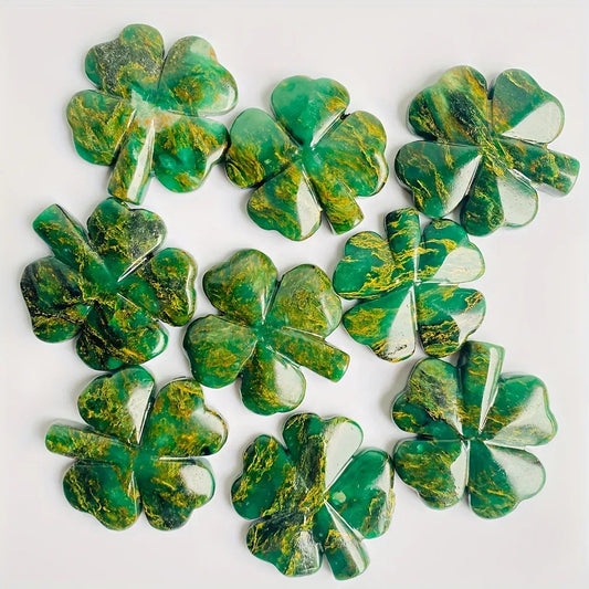 Emerald four-leaf clover Carving - CrystalHola