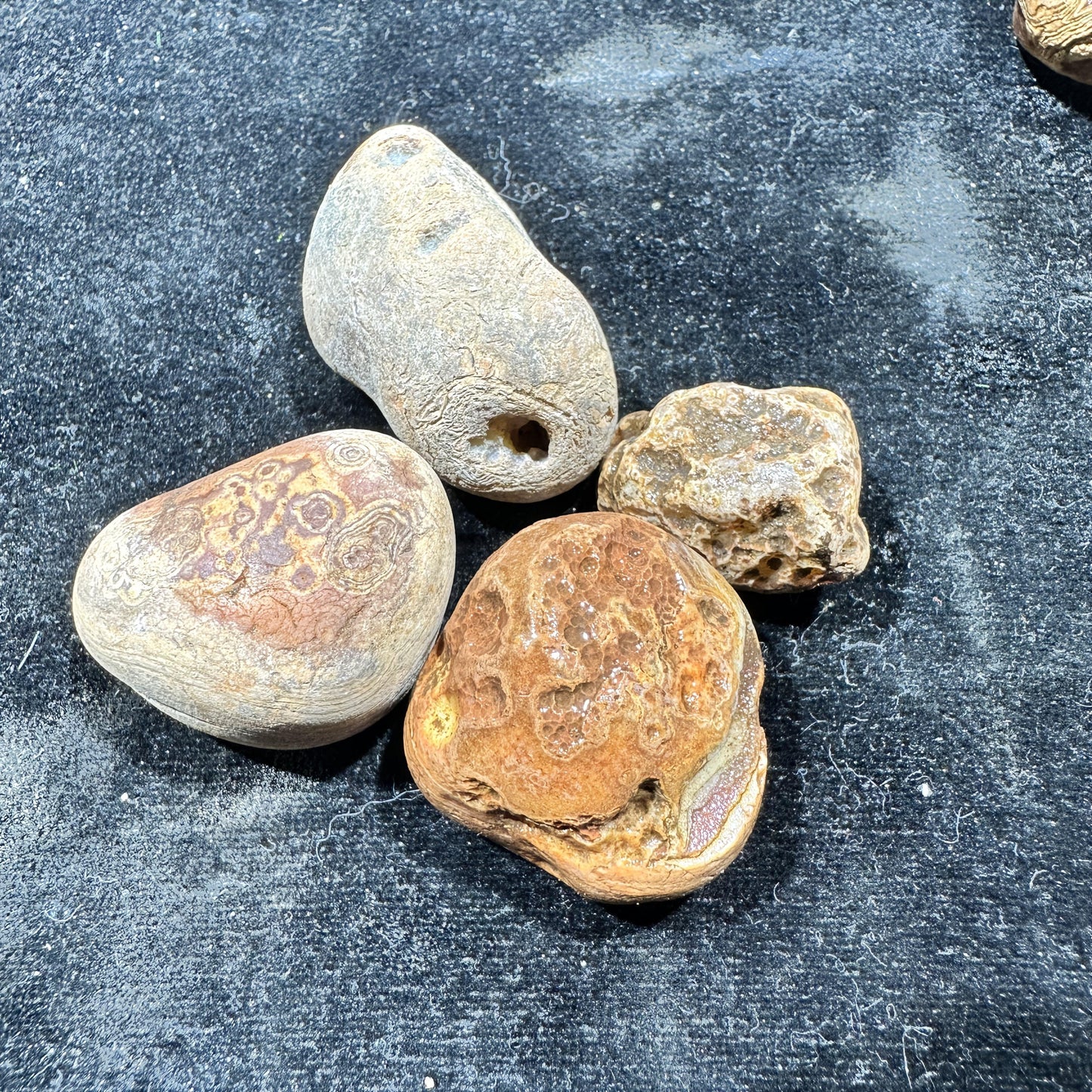 YuHua Stone Raw Stone - CrystalHola