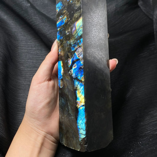 Labradorite Tower - CrystalHola