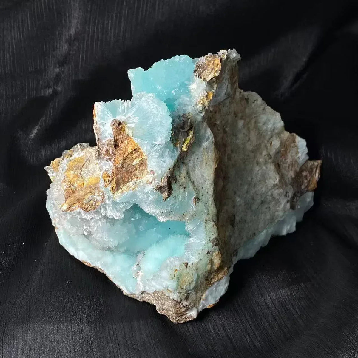 Larimar Mineral