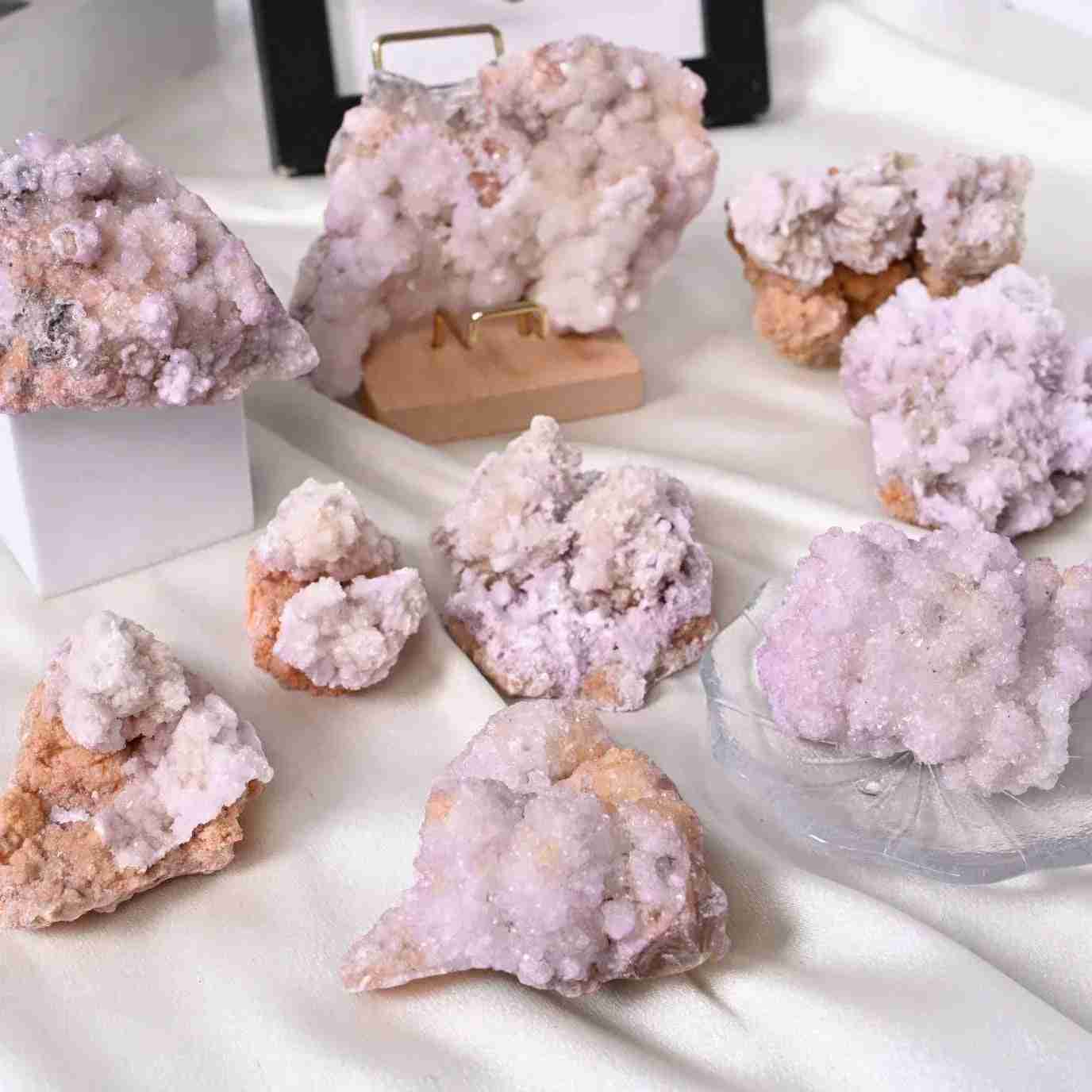 VioletMineral-4397_4 - CrystalHola