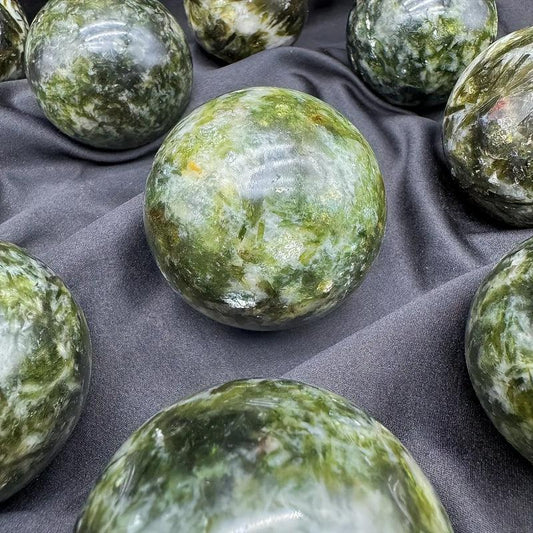 Wholesale Bulk Green Mica Sphere |CrystalHola - CrystalHola