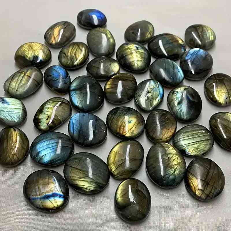 Wholesale_Bulk_Labradorite_Palm_Stone_CrystalHola_3 - CrystalHola