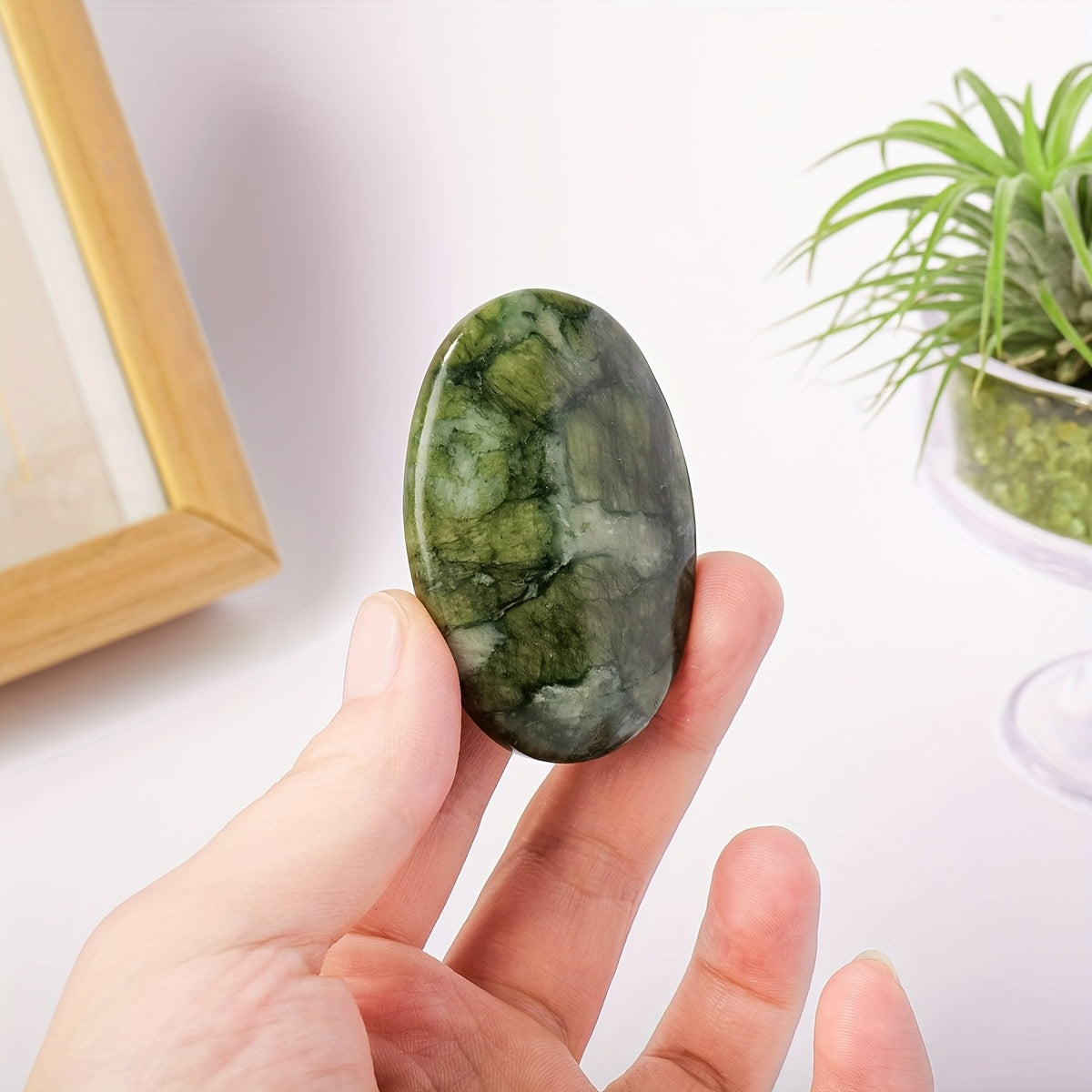 Natural Xiuyu Jasper Stone Palm Stone for Home Decor and Collection Bulk