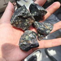 Natural Peacock Eye Raw Stone (1 kg Lot)