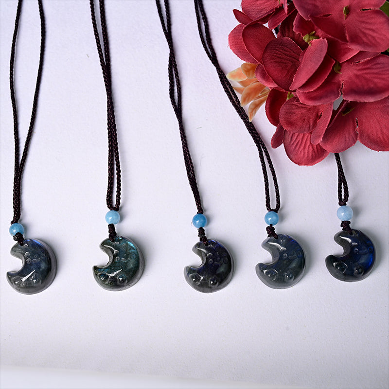 Pendentif lune en labradorite de 2,3-3 cm | Cristal de grosBonjour