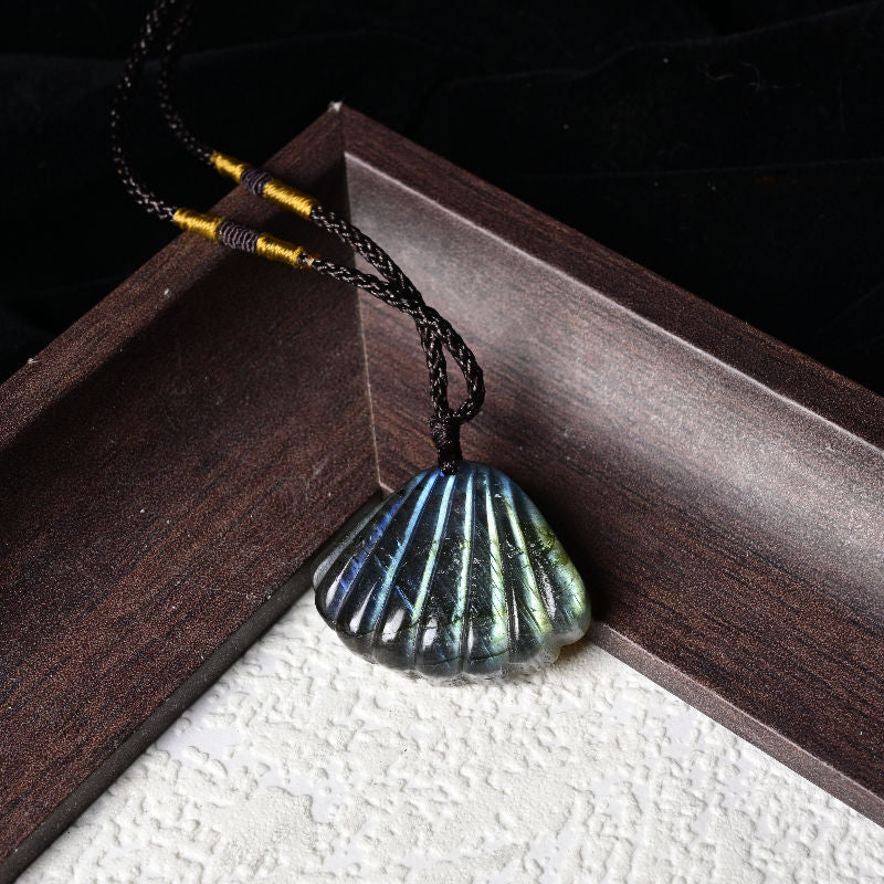 Pendentif coquillage en labradorite de 2,3-3 cm | Cristal en grosHola