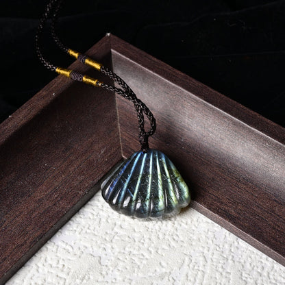 Pendentif coquillage en labradorite de 2,3-3 cm | Cristal en grosHola
