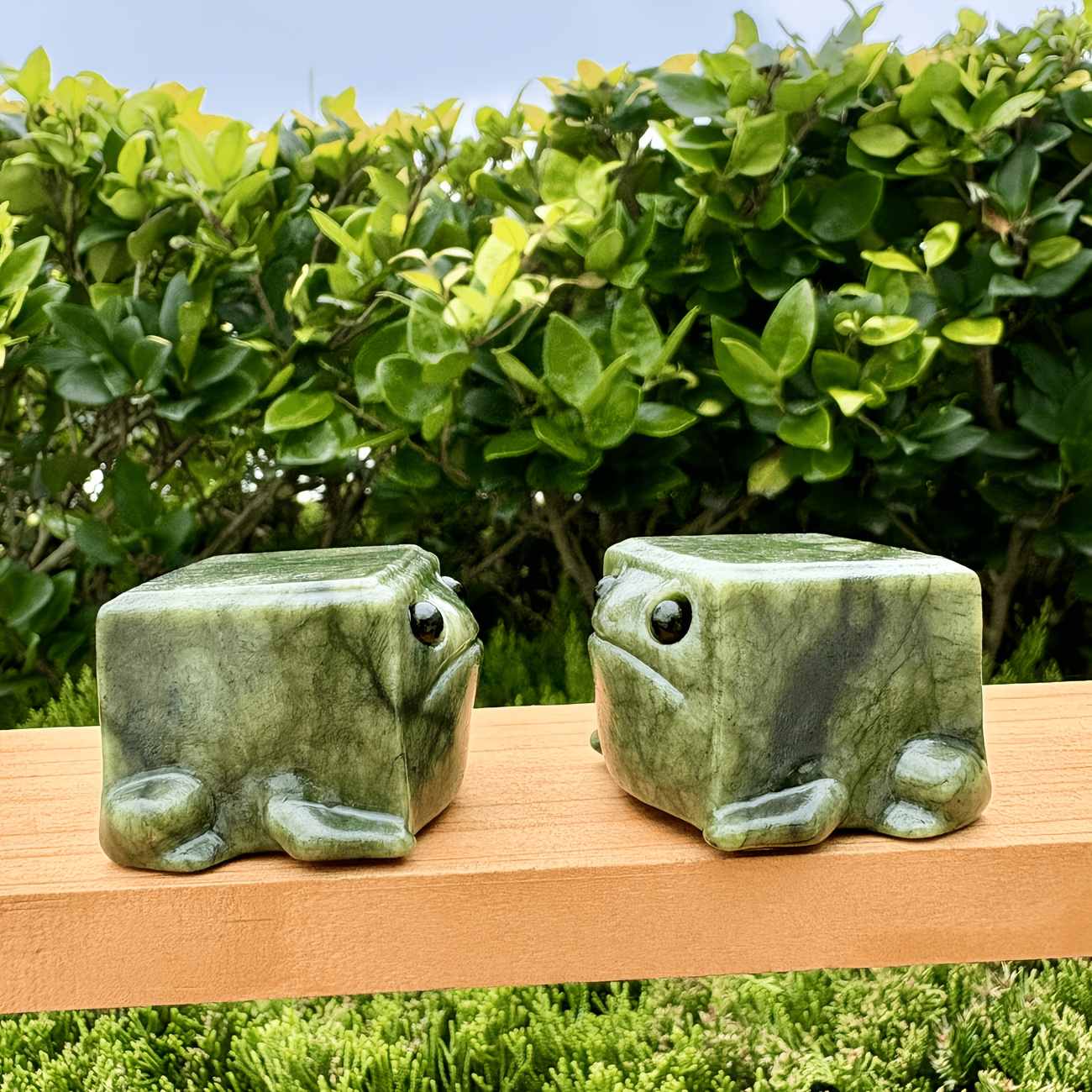 1.57in Xiuyan Jasper Frog Carving |CrystalHola