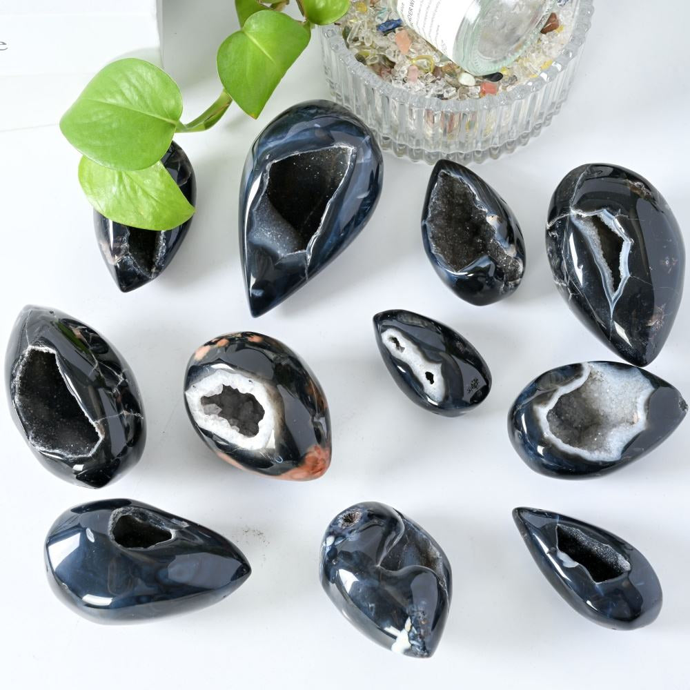 20-300g Œuf Géode en Agate Noire|CrystalHola
