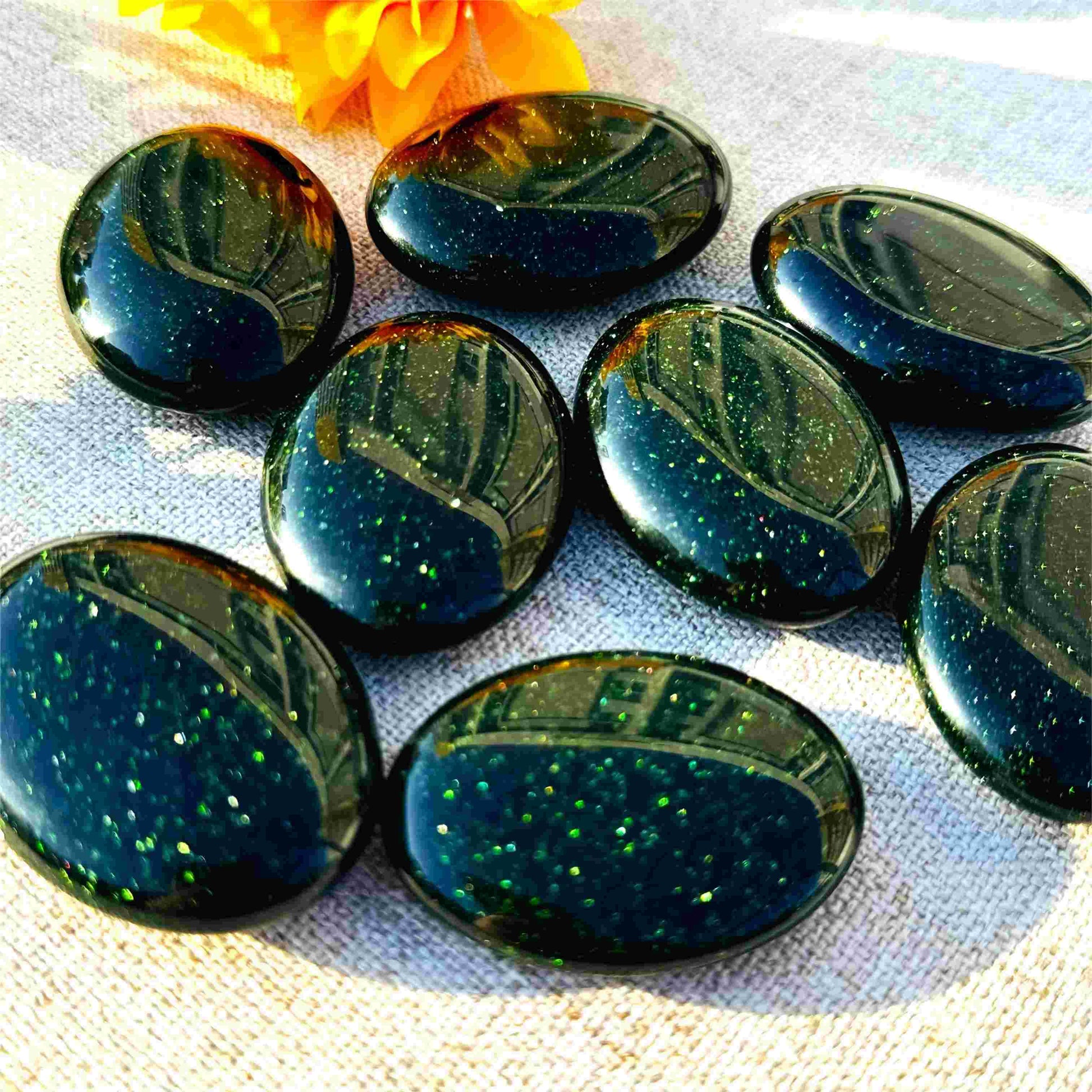 20-80gGreenSandstonePalmStoneCrystaHolaHealingforGift_2 - CrystalHola