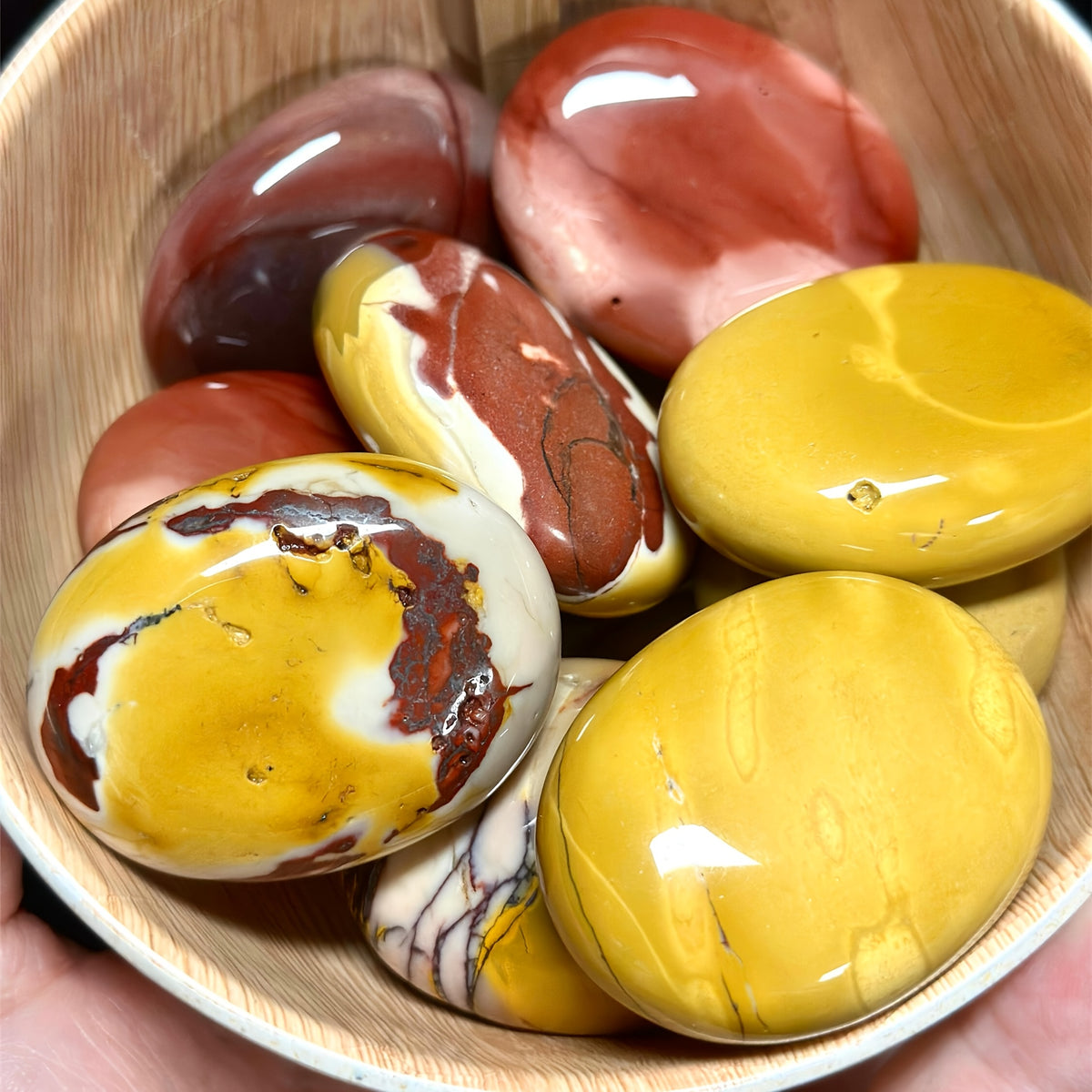 CRYSTALHOLA Natural Mookaite Palm Stone for Decor