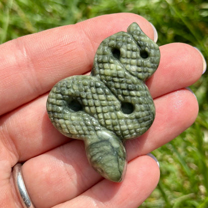 1.57in Xiuyan Jasper  Snake Carving