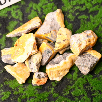 1pc Random Natural BumbleBee Jasper Freeform Bulk, Yellow Bee Jasper Raw Stone, Mineral Specimen, Crystal Collection, Decorative Stone, Suit for DIY, Jewelry Making, Home Decor, Holiday Gifts