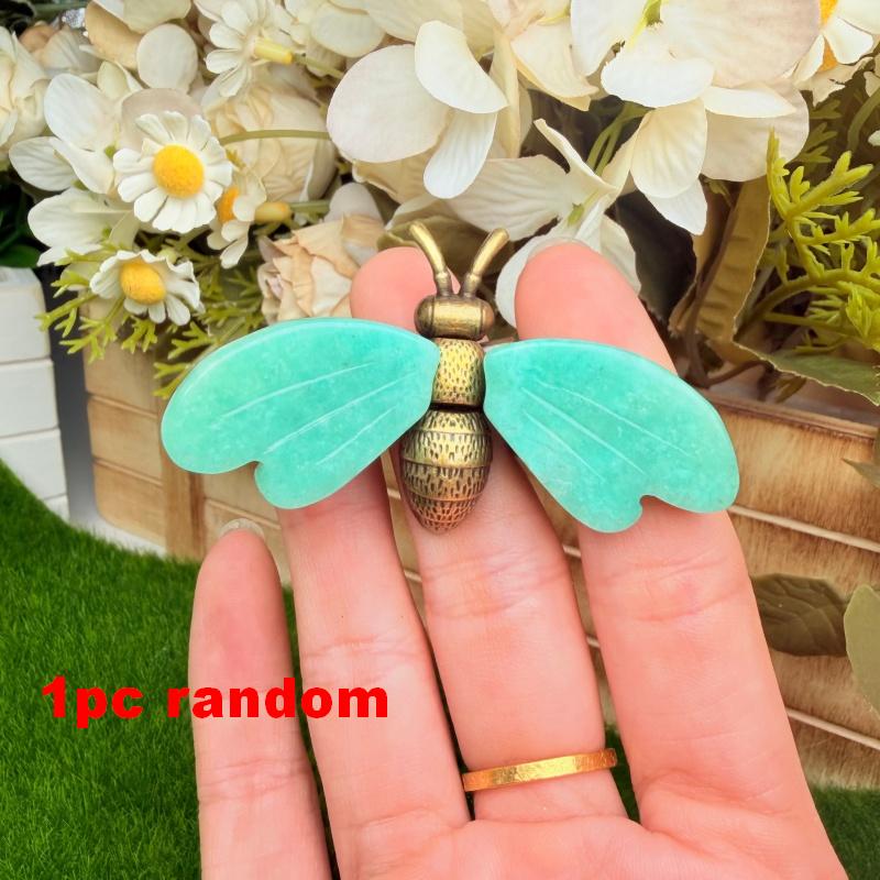 Natural Crystal Bee Ornament for Office Decor