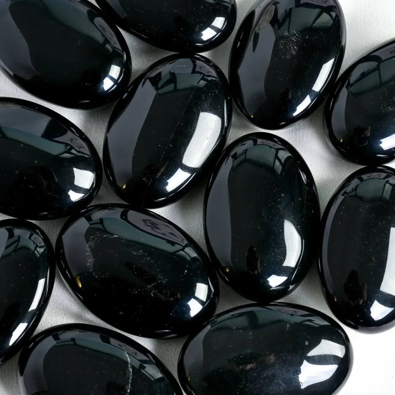 Black Obsidian Palm - CrystalHola