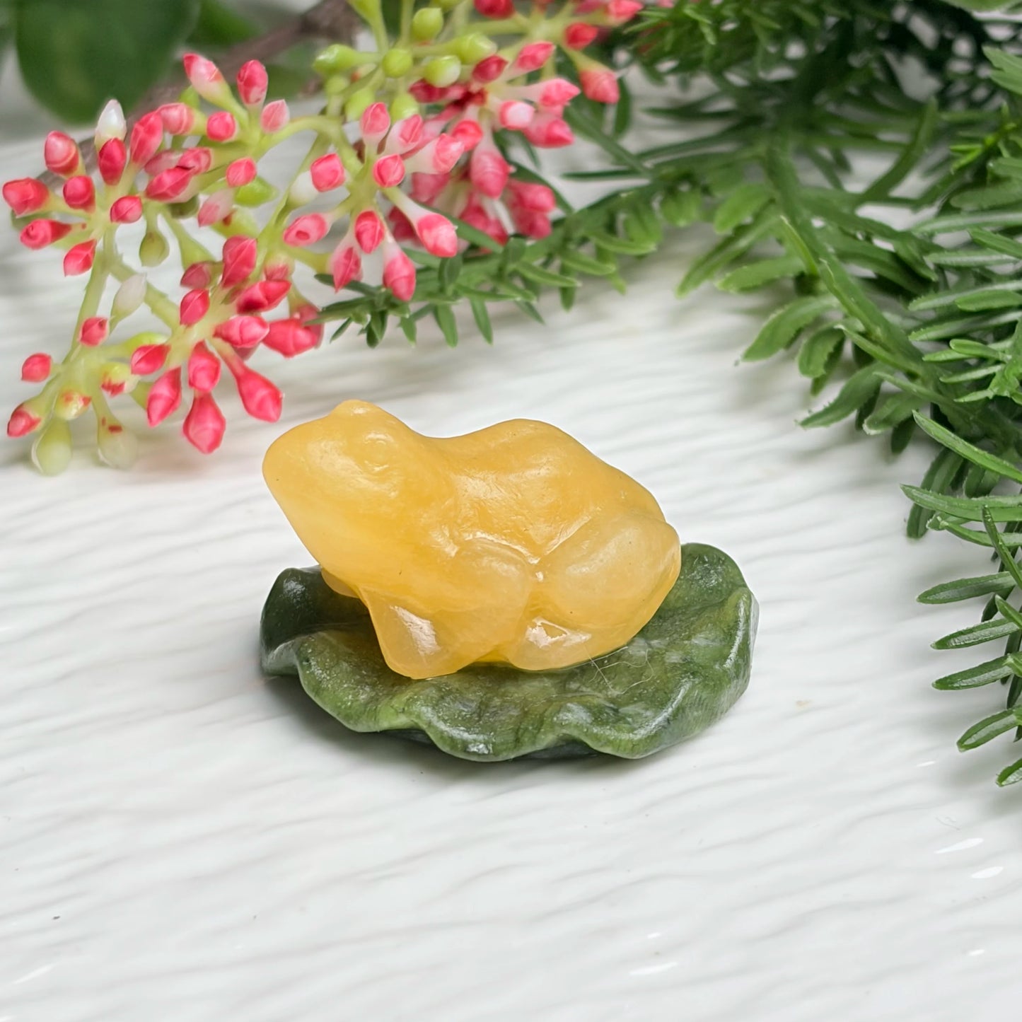 Crystal Frog Figurine Carving