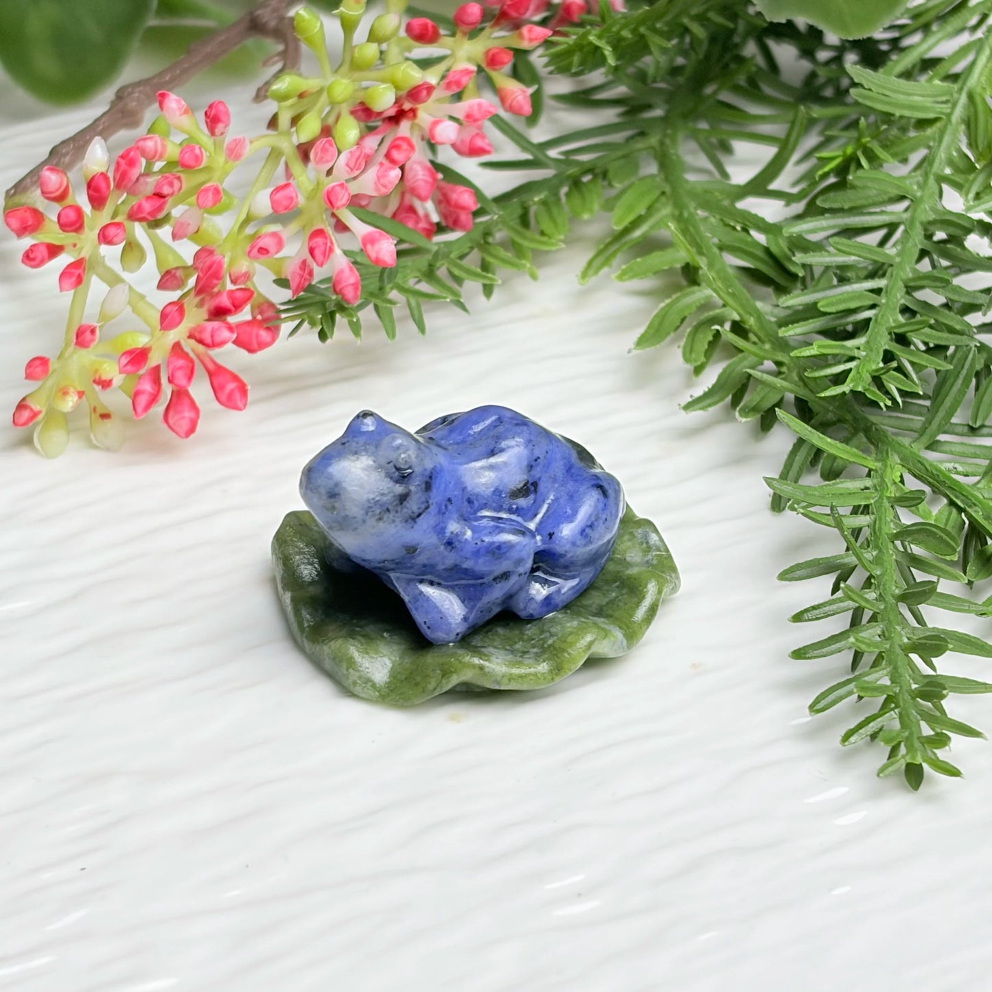 Crystal Frog Figurine Carving