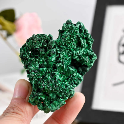 Malachite Mineral - CrystalHola