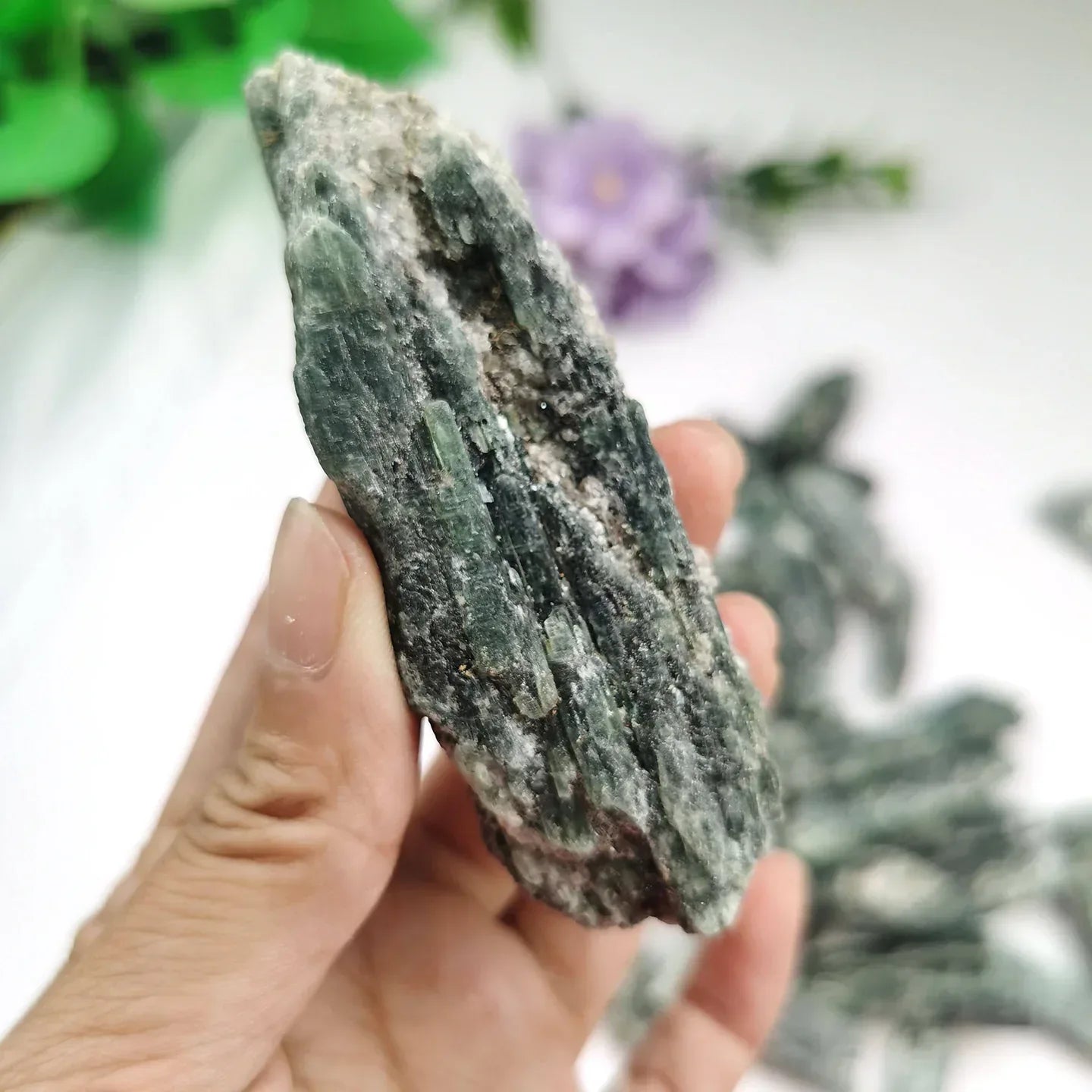 Mozambique green-blue crytsal - CrystalHola