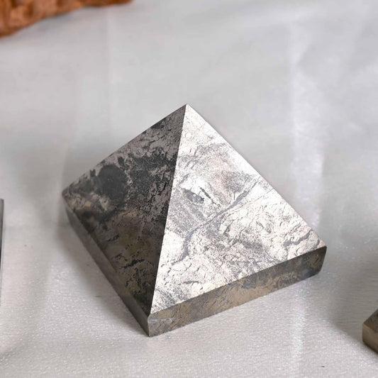 Pyrite Pyramid|CrystalHola