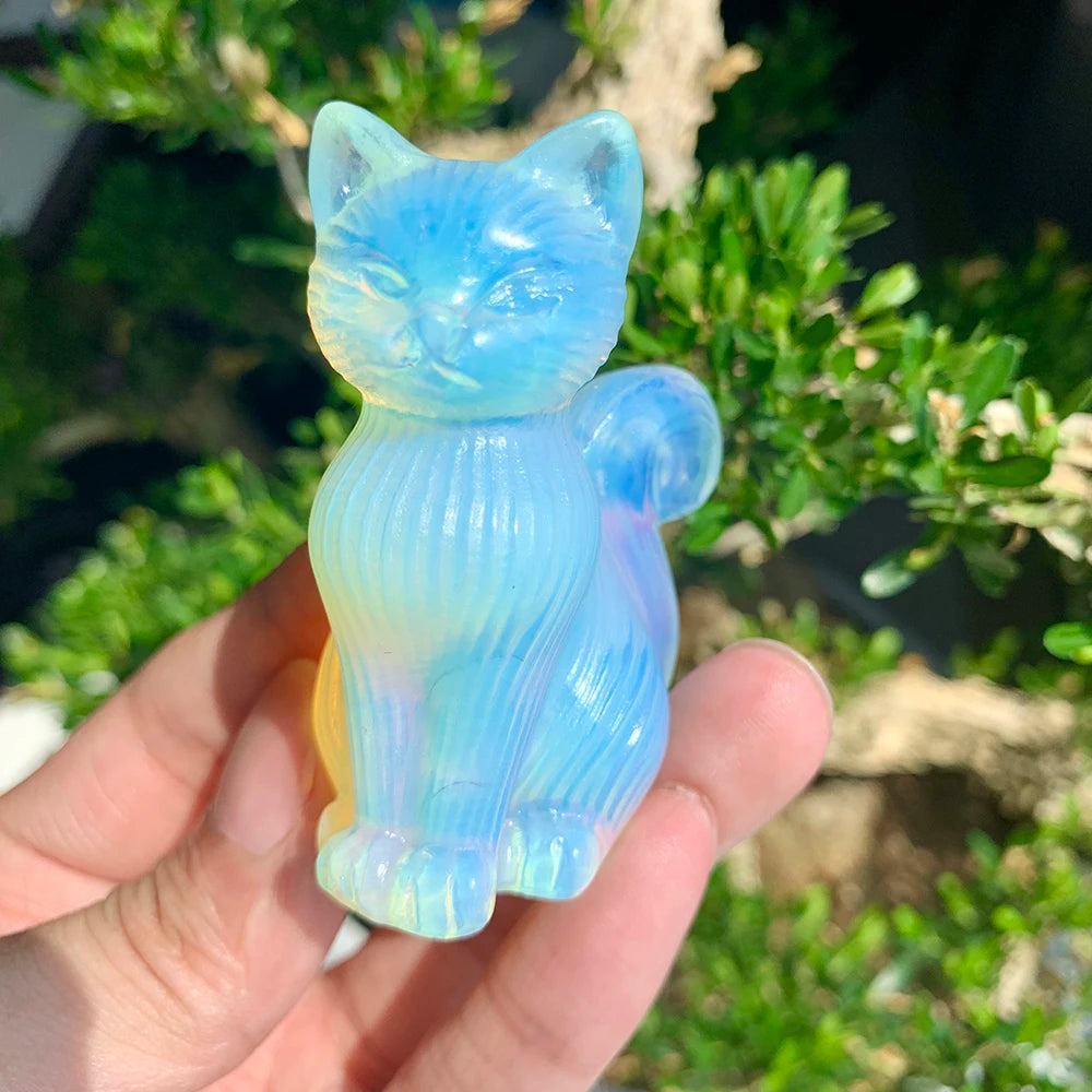 Crystal Lucky Cat Carving for Feng Shui and Home Decor