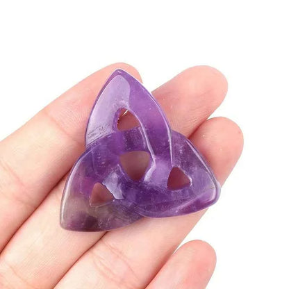 37mm Crystal Celtic Knot Carving |CrystalHola