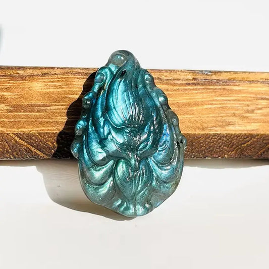 Labradorite Nine-Tailedor Fox For Jwelery