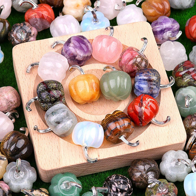 Carved Crystal Mini Pumpkin Figurine for Halloween and Decor