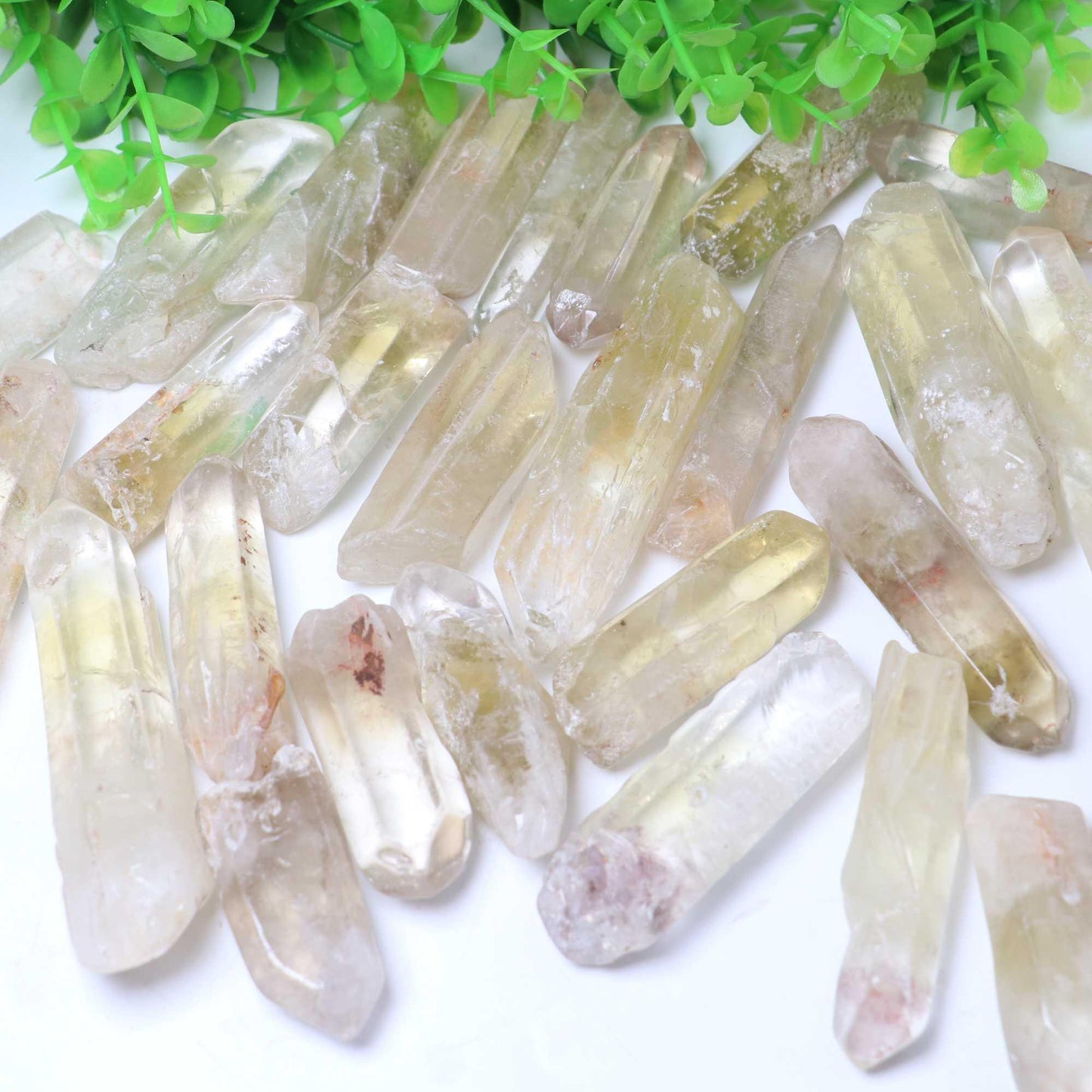 Smoky Yellow Single Cluster - CrystalHola