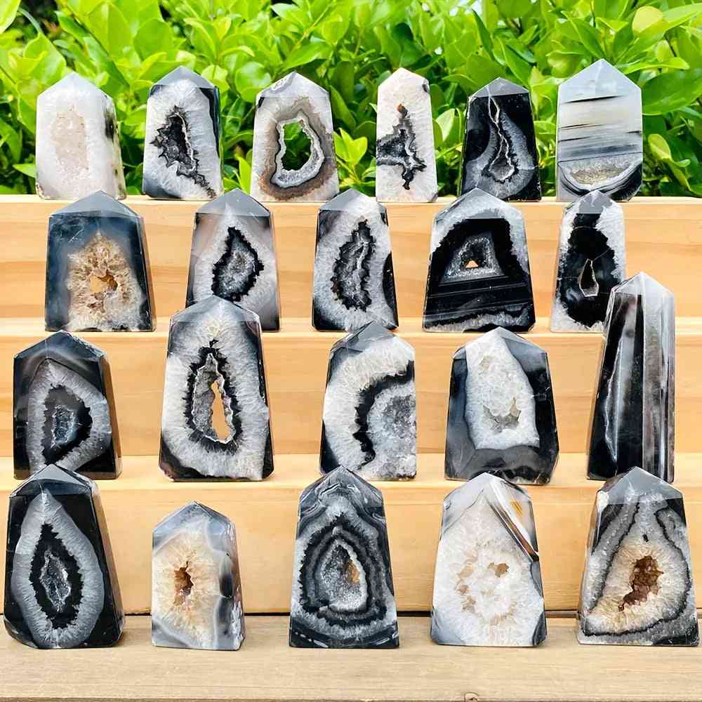 WholesaleBulkBlackOnyxGeodeAgatePoint_4 - CrystalHola