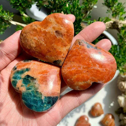 Wholesale Bulk Blue Apatite Sunstone Heart|CrystalHola