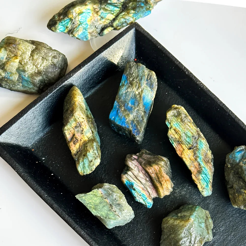 Wholesale Bulk Labradorite Raw |CrystalHola - CrystalHola