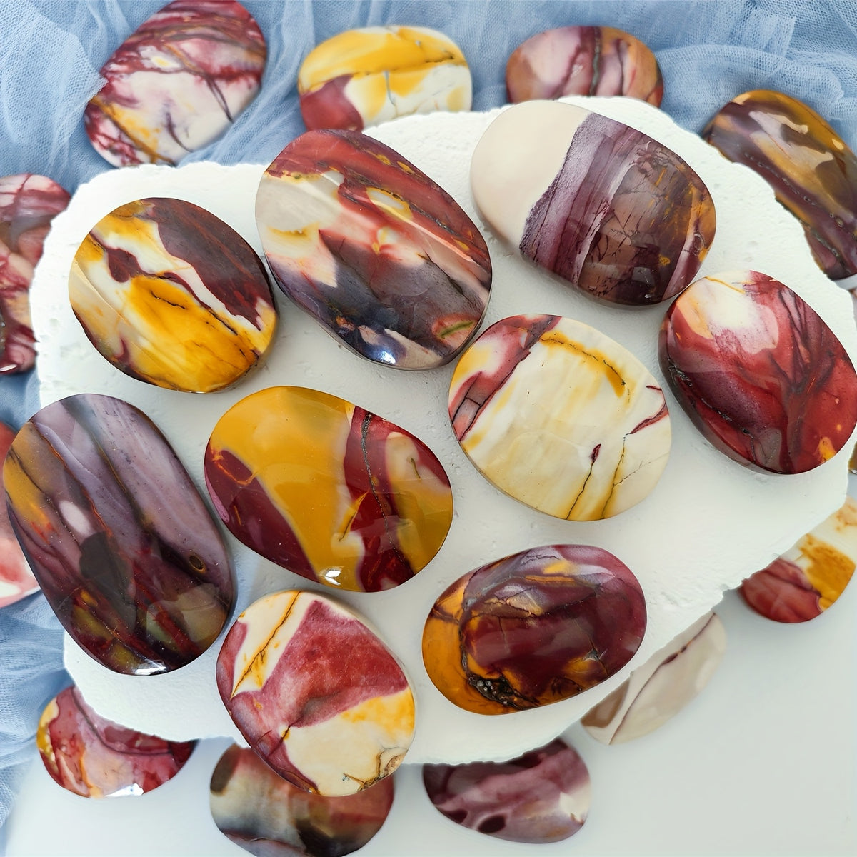 CRYSTALHOLA Natural Mookaite Palm Stone for Decor