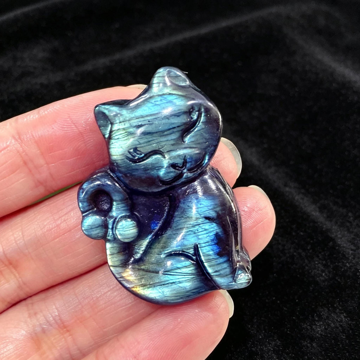 Natural Labradorite Cat Carving